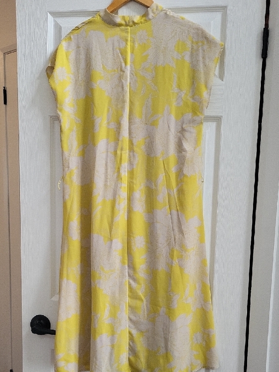 H&M Yellow and Cream Floral Midi Dress - Picture 3 of 5